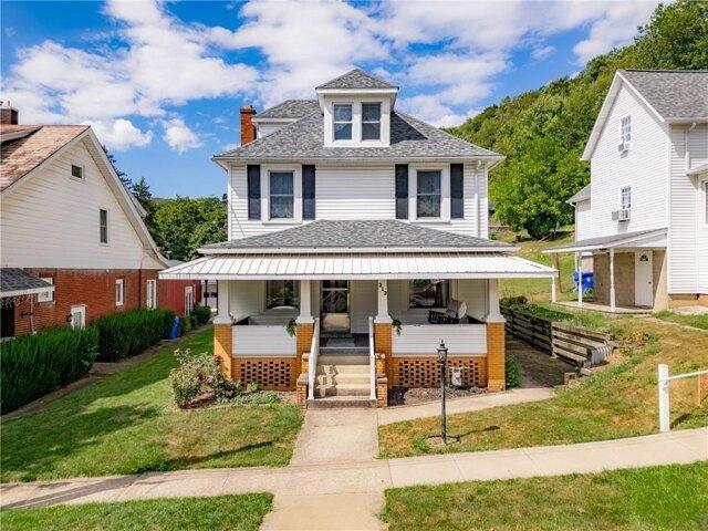 House for sale in Evans City, Pennsylvania