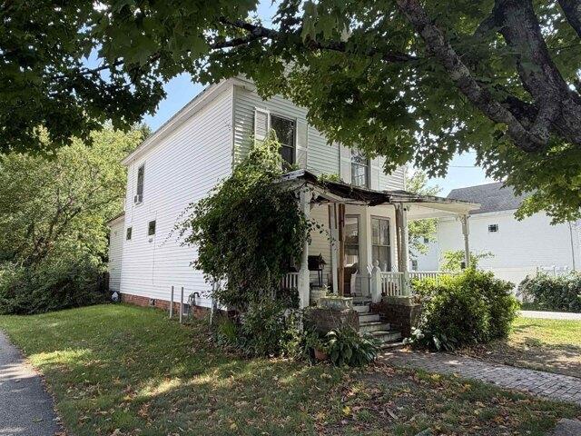 House for sale in New Hampshire