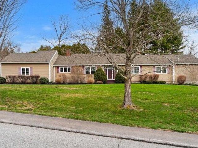 House for sale in Perkins Hill, Exeter