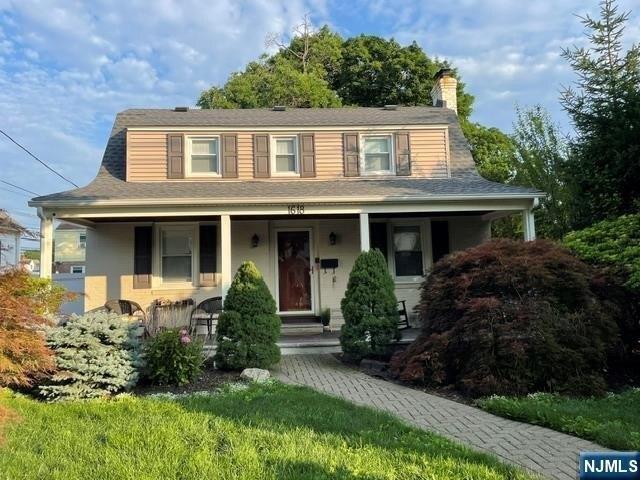 House for sale in Warren Point, Fair Lawn