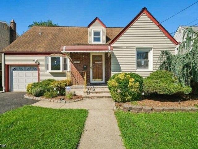 House for sale in Fair Lawn, Bergen County