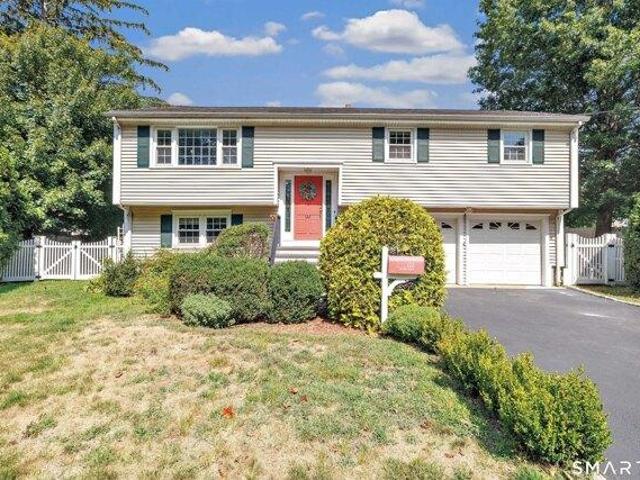 House for sale in Tunxis Hill, Fairfield