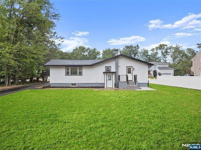 House for sale in Fairfield, New Jersey