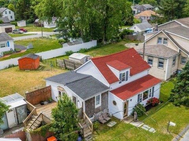 House for sale in Bristol, Massachusetts