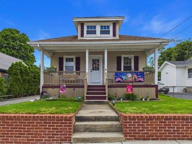House for sale in Bristol, Massachusetts