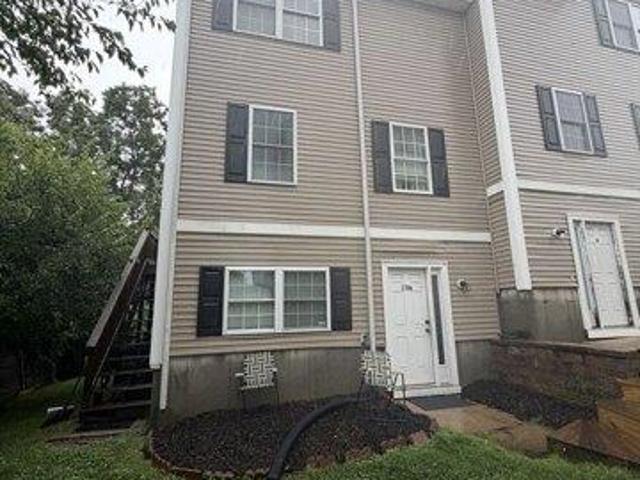 Condo for sale in Bristol, Massachusetts