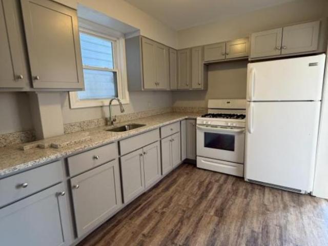 Apartment for rent in Mechanicsville, Fall River