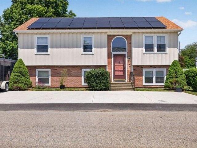 House for sale in Bristol, Massachusetts
