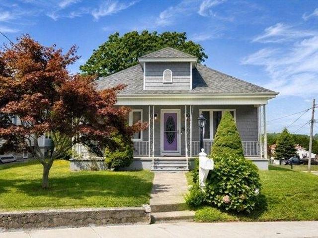 House for sale in Bristol, Massachusetts