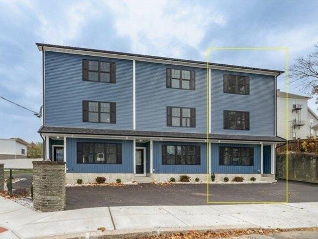 Condo for sale in Bristol, Massachusetts