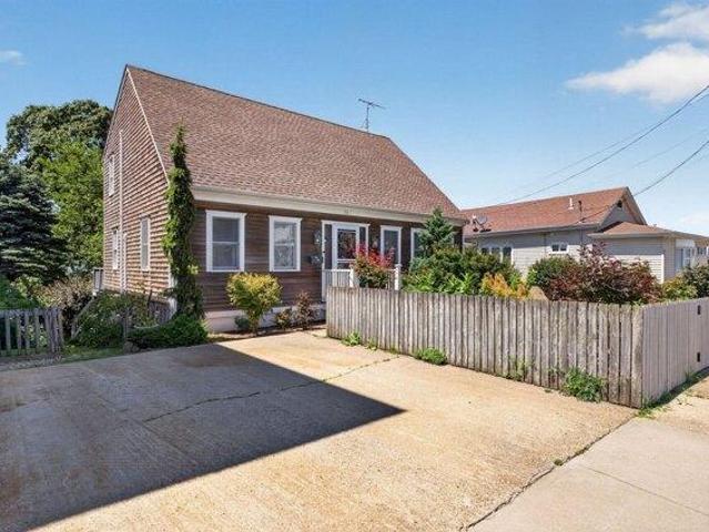 House for sale in Flint Village, Fall River