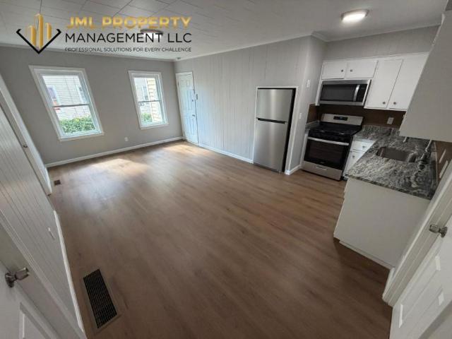 Condo for rent in Flint Village, Fall River