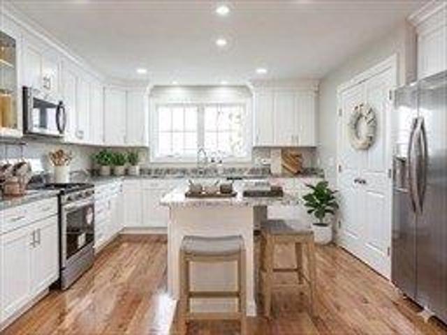 Condo for sale in Bristol, Massachusetts