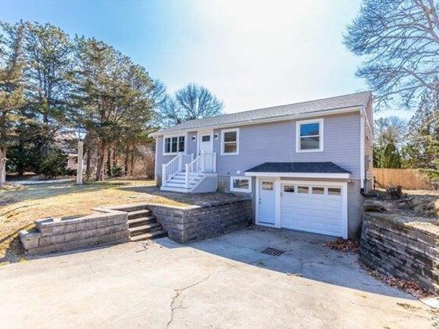 House for sale in East Falmouth, Massachusetts