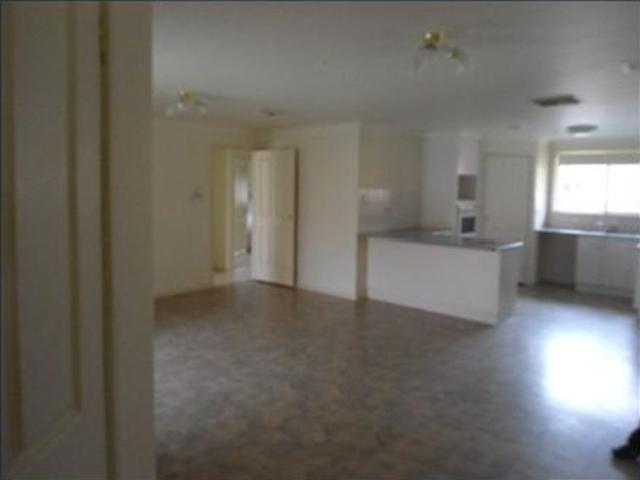 House for rent in West Wodonga, Victoria