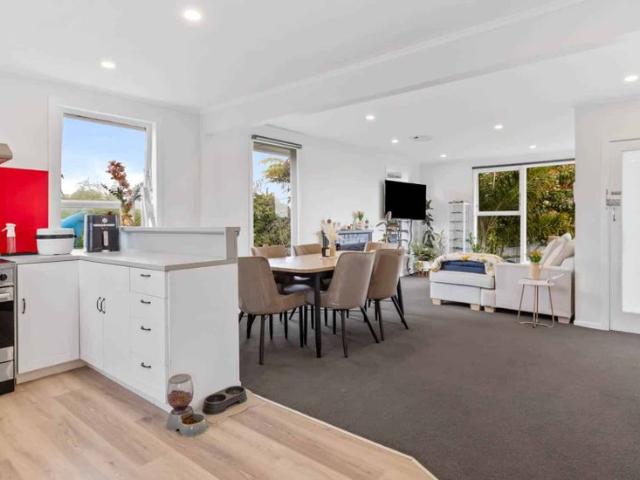 House for rent in Te Atatū South, Henderson-Massey