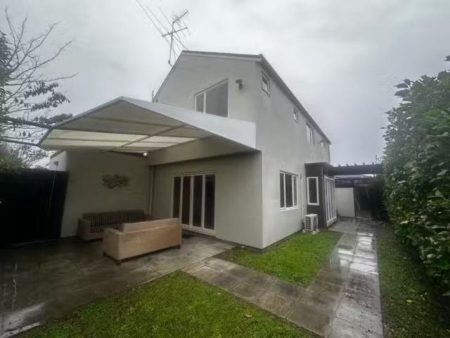 House for rent in Panmure