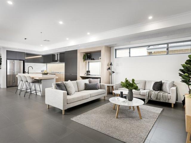 Cottage for sale in Parklands, Western Australia