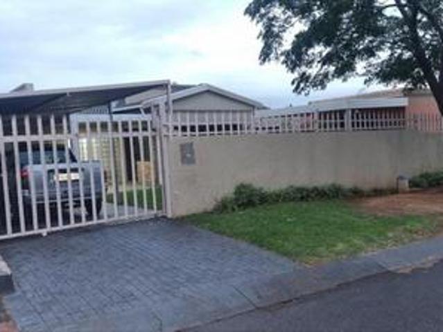 House for sale in Vosloorus, Gauteng