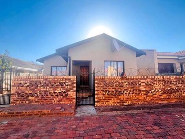 House for sale in Soweto, Gauteng