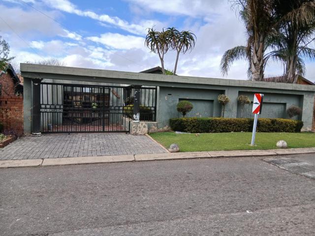 House for rent in Dlamini, Soweto
