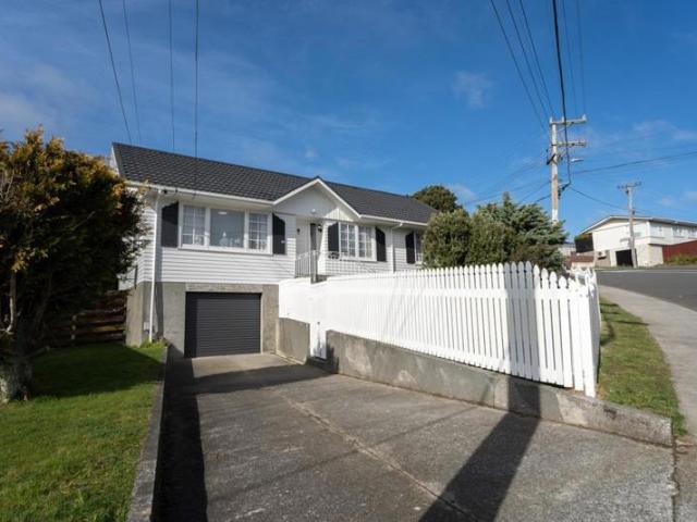 House for rent in Matata, Wellington