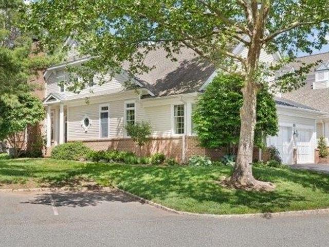 House for sale in Far Hills, New Jersey