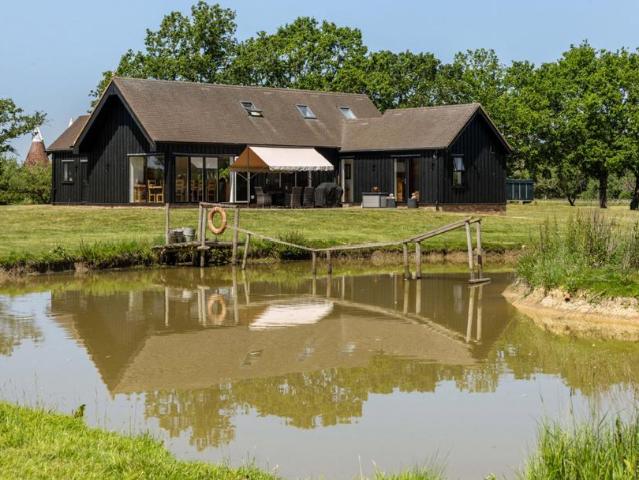 House for sale in Midway, Kent