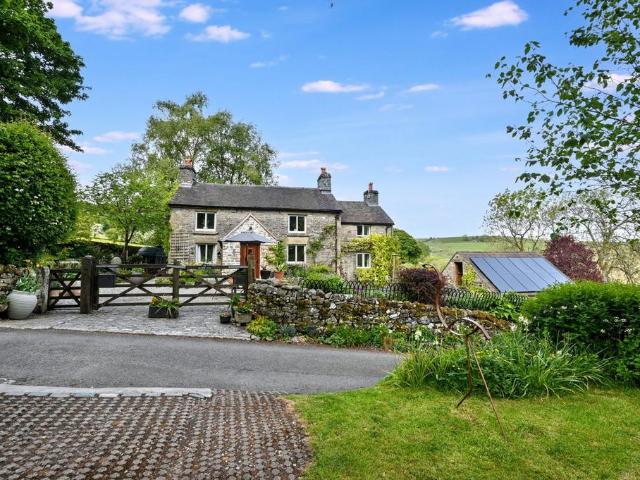 House for sale in Kingsley Moor, Staffordshire