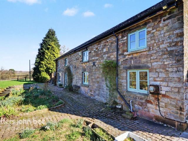 House for sale in Kingsley Moor, Staffordshire