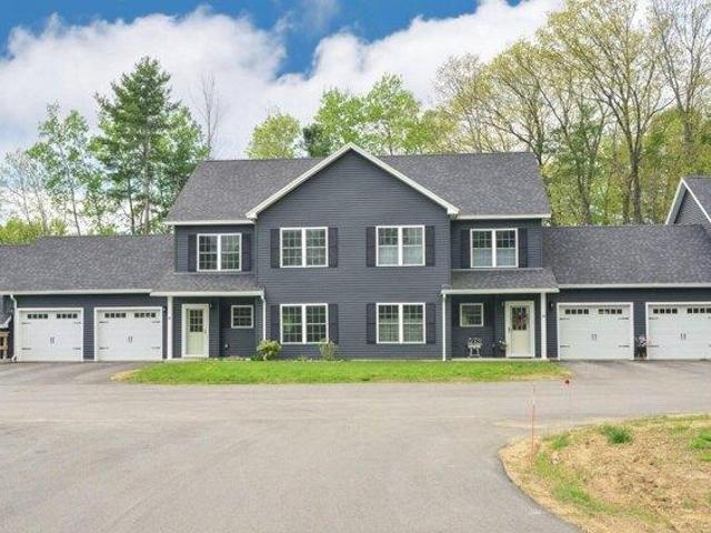 House for sale in Farmingdale, Maine