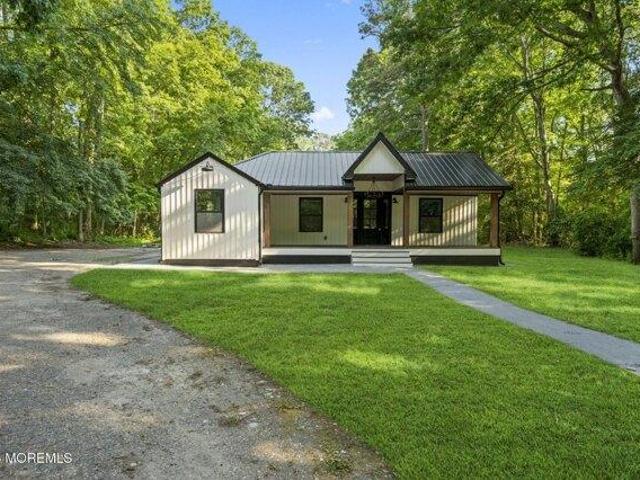 House for sale in Monmouth, New Jersey