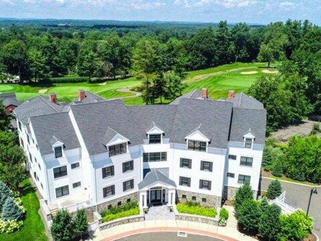 Condo for sale in Farmington, Connecticut