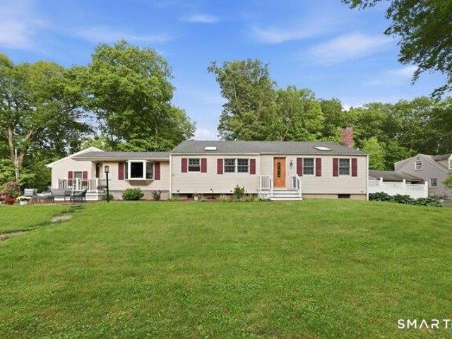 House for sale in Farmington, Connecticut