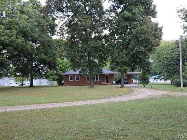 House for sale in Farmington, Missouri