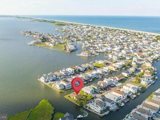 House for sale in Fenwick Island
