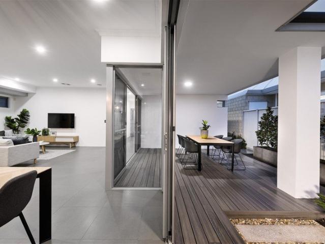 Cottage for sale in Henley Brook, Western Australia