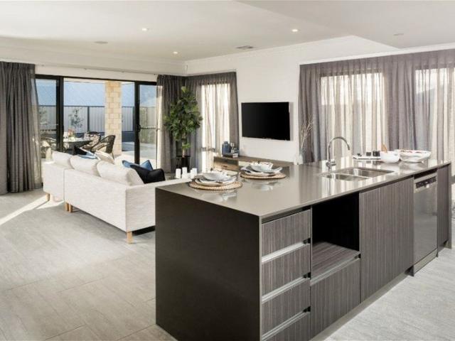 Cottage for sale in Parklands, Western Australia