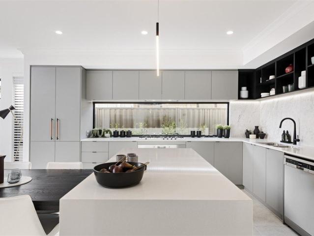Cottage for sale in Parklands, Western Australia