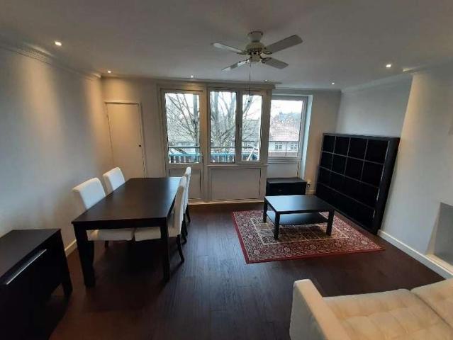 Flat for sale in Bermondsey, Greater London