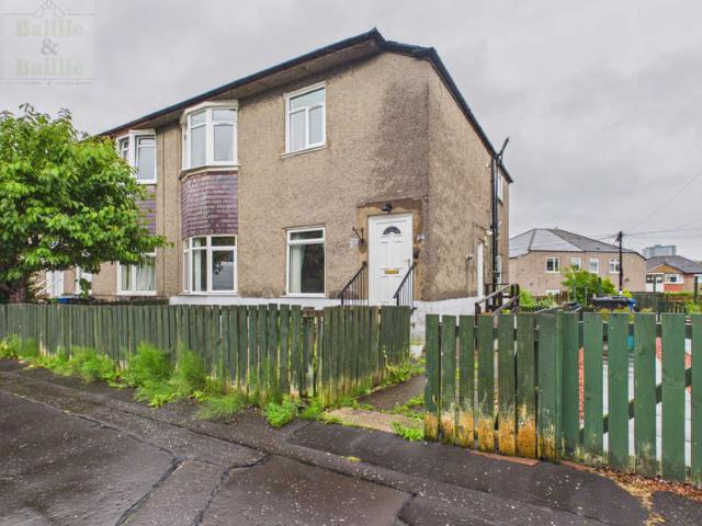 Flat for rent in Cardonald, Scotland