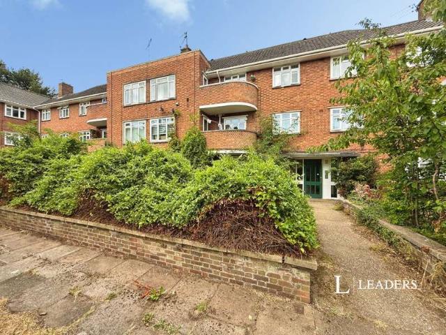 Flat for sale in Lakenham, East Bank