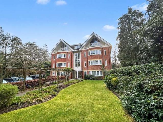 Flat for sale in Branksome Park, Poole