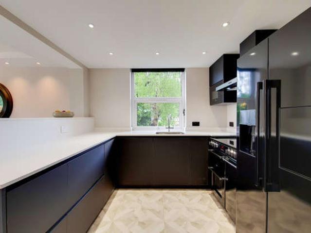 Flat for rent in St John's Wood, Belsize Park