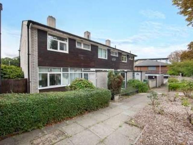 Flat for sale in London Borough of Southwark, Greater London
