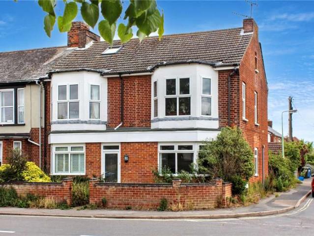 Flat for sale in Eastbridge, Suffolk