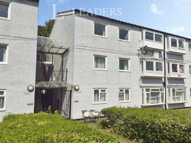 Flat for sale in Hilsea, City Of Portsmouth