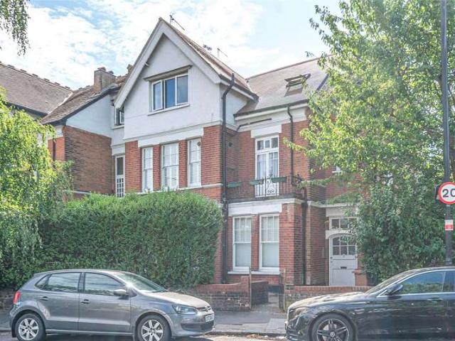 Flat for sale in London Borough of Haringey, Greater London
