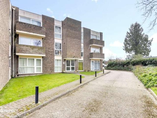 Flat for sale in Brookvale, Basingstoke and Deane