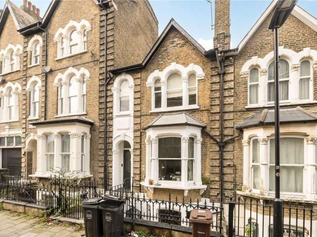 Flat for sale in Clapton, Lower Clapton